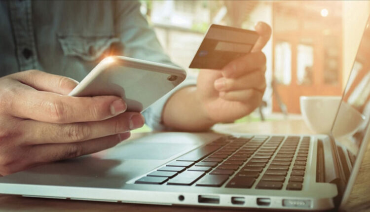 تركيا تشدد الرقابة على التجارة الإلكترونية: قواعد جديدة تدخل حيز التنفيذ غدًا