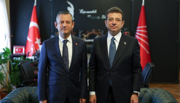 أوزغور أوزال: "أردوغان يعرف أن إمام أوغلو سيهزمه في الانتخابات القادمة!"