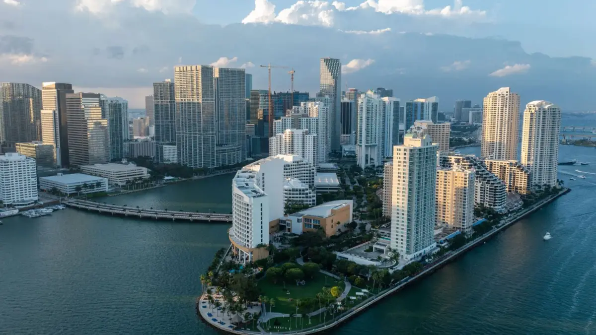 ارتفاع كبير في شراء الأتراك للعقارات خارج البلاد