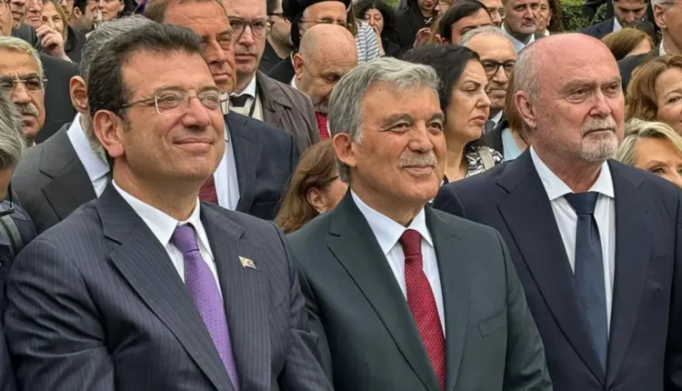 عبد الله غُل يعلّق على اعتقال إمام أوغلو: "لا تكرّروا أخطاء الماضي"