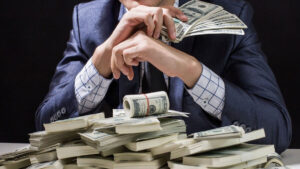 أغنى 10 أشخاص في العالم يحققون زيادات ضخمة في ثرواتهم في يوم واحد