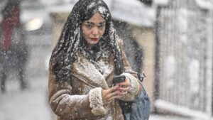 الثلوج تغطي إسطنبول "صور"