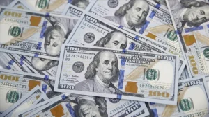 كم يبلغ سعر الدولار؟ وكم يساوي اليورو؟ إليكم أسعار الصرف ليوم الجمعة 25 أبريل 2025