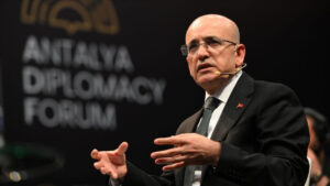 من أكبر المستوردين إلى أحد أكبر المصدّرين: تركيا تتحول إلى قوة صناعية دفاعية عالمية