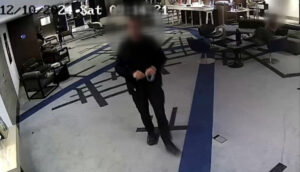 من كاميرات مغلقة إلى أجهزة تشويش في الحقائب: تفاصيل جديدة حول اجتماع إمام أوغلو السري