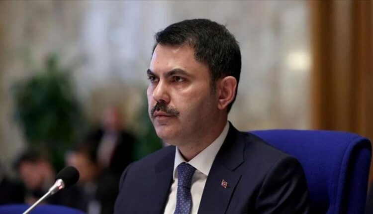 وزير البيئة التركي: إخلاء 12 مبنى في إسطنبول عقب الزلازل كإجراء احترازي