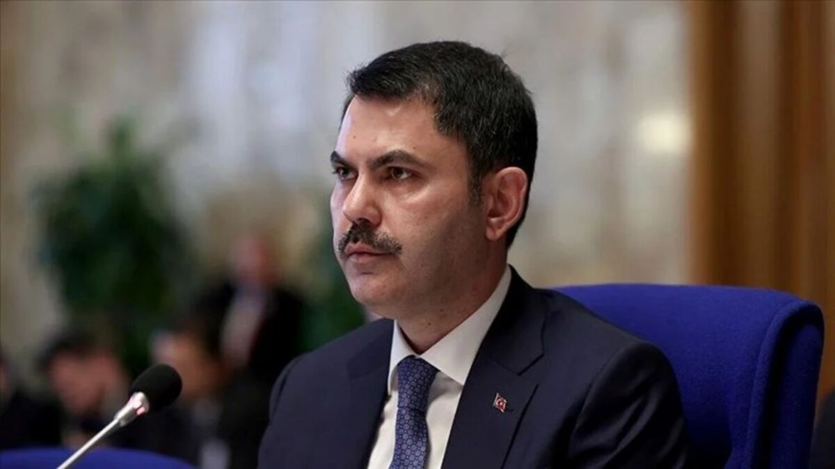 وزير البيئة التركي: إخلاء 12 مبنى في إسطنبول عقب الزلازل كإجراء احترازي