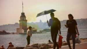 إسطنبول تستعد لعطلة نهاية أسبوع حارة