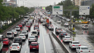 إغلاق طرق رئيسية في إسطنبول غدًا