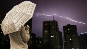 30 ألف عاصفة رعدية ستضرب مرمرة.. تحذير أصفر لـ15 ولاية تركية