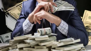 من قاع الفقر إلى قمة الثراء: 10 قصص ملهمة لأشهر مليارديرات العالم