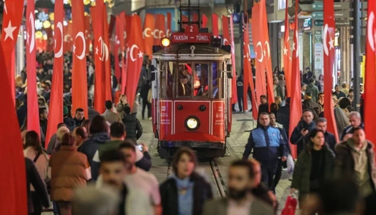 ارتفاع جنوني.. الإعلان عن تكلفة المعيشة لعائلة في إسطنبول