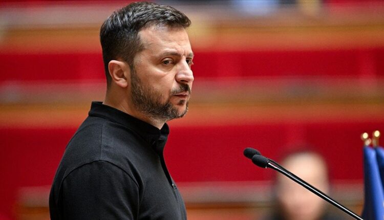 زلينسكي يوافق على قمة إسطنبول لكن بشرط