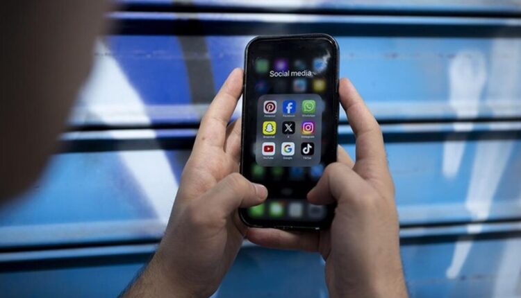 زيادة ملحوظة في استخدام منصات السوشيال ميديا في تركيا: إليكم الأرقام الأخيرة