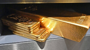 ارتفاع أسعار الذهب مع تراجع الدولار الأمريكي... إليكم الأسعار الجديدة اليوم