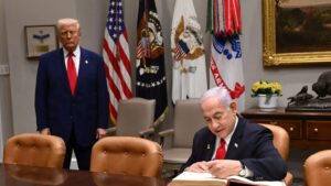 ترامب عارض في البداية ثم استسلم: هكذا نجح نتنياهو في إقناعه