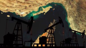 سيناريو كارثي في سوق النفط! إذا أُغلق مضيق هرمز، الأسعار ستصل إلى...