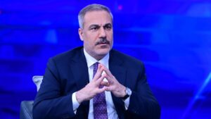 وزير الخارجية التركي يكشف لأول مرة: كواليس الحرب بين إسرائيل وإيران