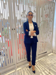 من معلمة رياض أطفال إلى سيدة أعمال ونجمة على السوشيال ميديا... أوزنور تحمل 100 كيلوغرام دون أن تشتكي! 9