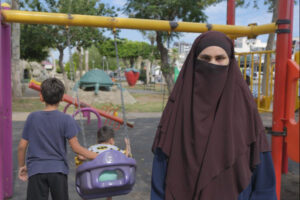 بعد حادثة مرمراي.. اعتداء جديد يطال أمًا أمام طفليها في مرسين