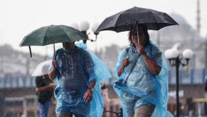 طقس استثنائي في تركيا.. أمطار غزيرة وتحذيرات وثلوج نادرة في نهاية يونيو