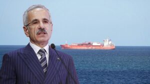 تركيا ترفع التأهب الأمني لسفنها في مضيق هرمز