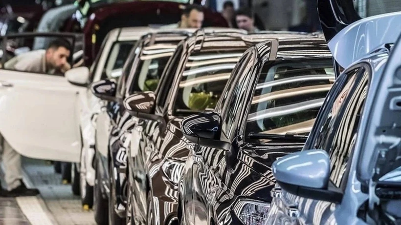 سوق السيارات في تركيا يشهد انقلابًا كبيرًا: كوتش تتصدر المشهد بحصة تتجاوز 34% 29