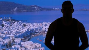 فضيحة على متن يخت فاخر في اليونان..والسبب رجل أعمال تركي!