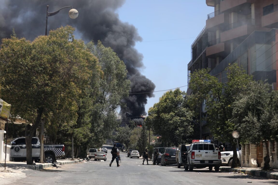 تركيا في قلب المعادلة السورية.. باحثون: إسرائيل تستهدف أنقرة من بوابة "الانتفاضة الدرزية" 35