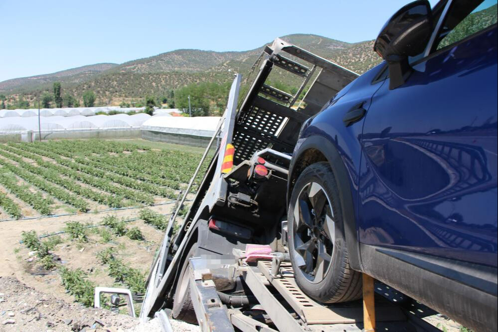 بطل الحافلة في تشوروم.. سائق يوقف مركبة منفلتة بيديه وينقذ الشارع من كارثة! 1