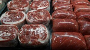 عرض مغرٍ قد يكلفك الكثير.. تحذير عاجل من منتجي اللحوم في تركيا