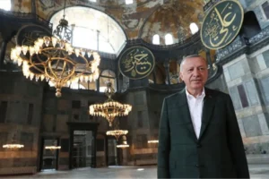 أردوغان: “آيا صوفيا” رمز الفتح وأمانة الفاتح