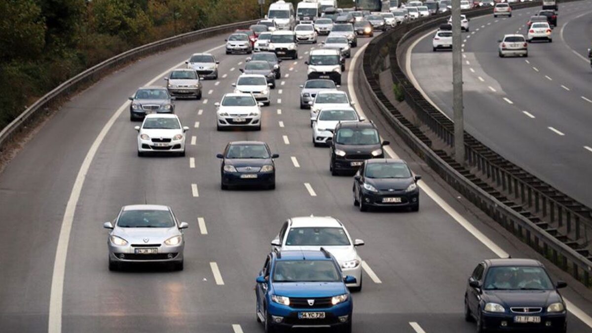 10 أيام فقط و7 آلاف ليرة تنتظرك.. تنبيه هام لحاملي رخص القيادة القديمة في تركيا! 1