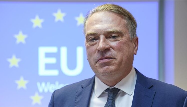 الاتحاد الأوروبي يُبشّر الأتراك: تأشيرات شنغن متعددة ولمدد أطول!