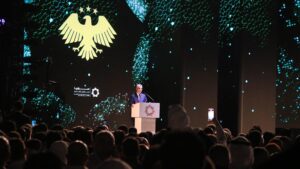 سوريا تستعيد دورها التجاري... وتركيا تفتح 9 بوابات جمركية