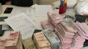 متسول في يالوفا يُصدم الجميع