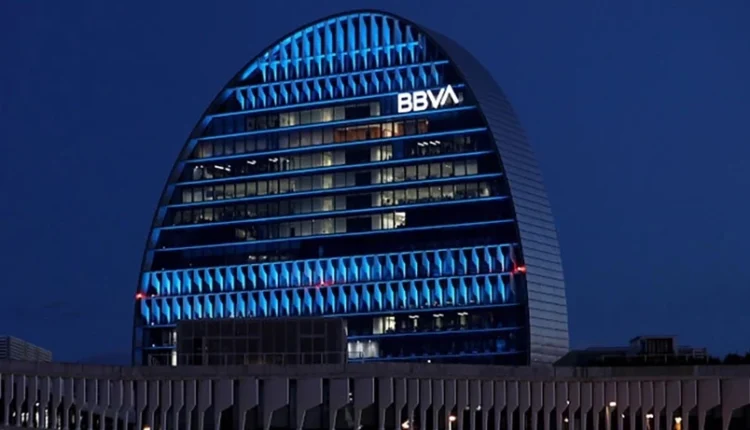 BBVA: خفض الفائدة بدأ ينعكس إيجاباً على البنوك التركية