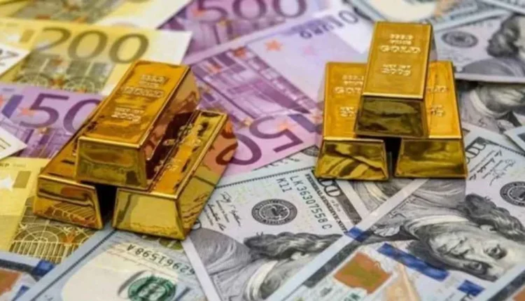 الذهب يشتعل والدولار يتراجع! إليكم أسعار صباح السبت