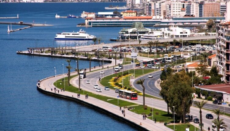 إزمير تواجه أزمة مياه خانقة.. تقنين وانقطاعات ليلية في 11 قضاء