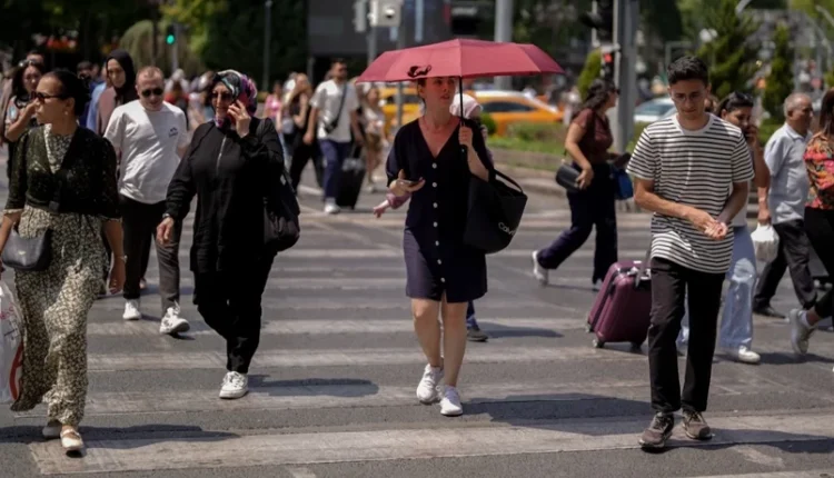 تركيا تستعد لموجة حر قوية في عطلة نهاية الأسبوع