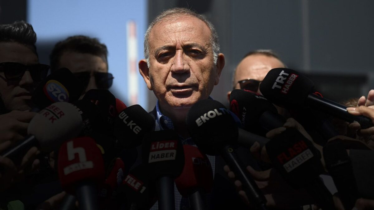 خمس دقائق داخل مقر حزب الشعب الجمهوري… خبر صادم يغيّر كل شيء: ماذا حصل مع جورسيل تكين؟ 9