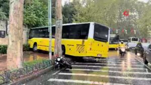 لحظات رعب في إسطنبول.. حافلة تنقض على الرصيف والسبب سيصدمك!