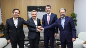 وزير البيئة التركي يبحث استضافة بلاده لمؤتمر "كوب 31" العام المقبل