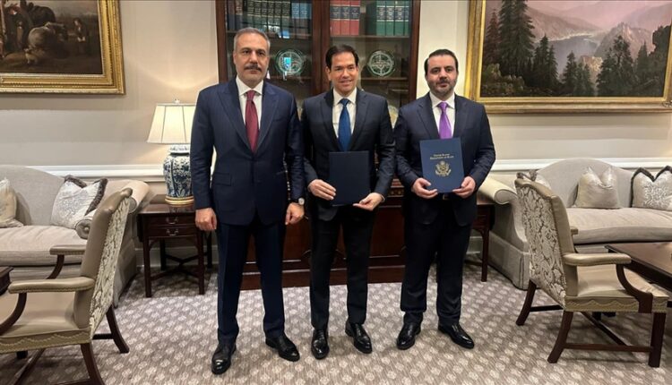 اجتماع ثلاثي تركي سوري أمريكي بالبيت الأبيض