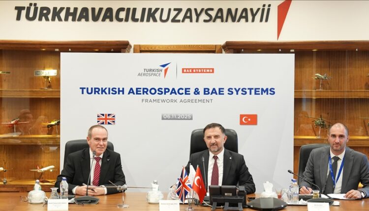 تركيا وبريطانيا توقعان مذكرة تفاهم استراتيجية في الصناعات الدفاعية
