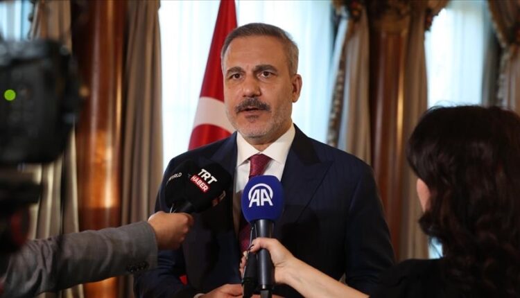 فيدان: ناقشت مع المسؤولين الأمريكيين رؤية تركيا بشأن سوريا