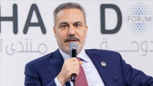 فيدان: نريد إخراج العناصر غير السورية من "قسد"