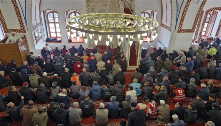 هاطاي التركية.. إقامة أول صلاة جمعة في مسجد حبيب النجار التاريخي