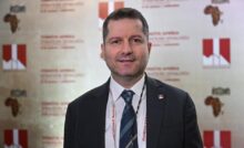 خبير استخباراتي تركي: مفاوضات إيران وأمريكا مناورة لكسب الوقت