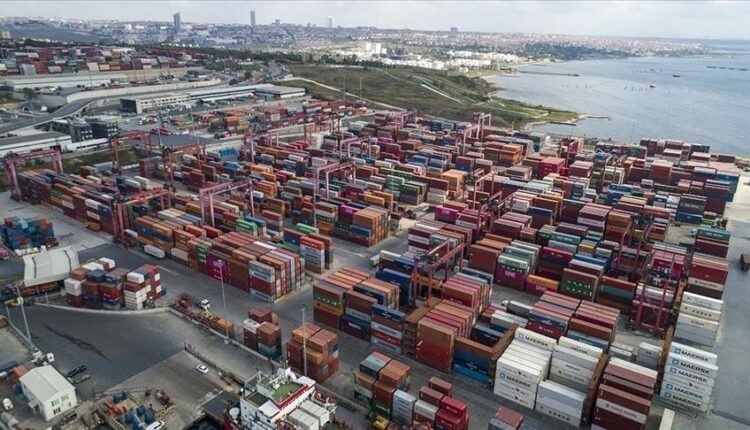 صادرات تركيا السنوية تبلغ 272.5 مليار دولار في يناير